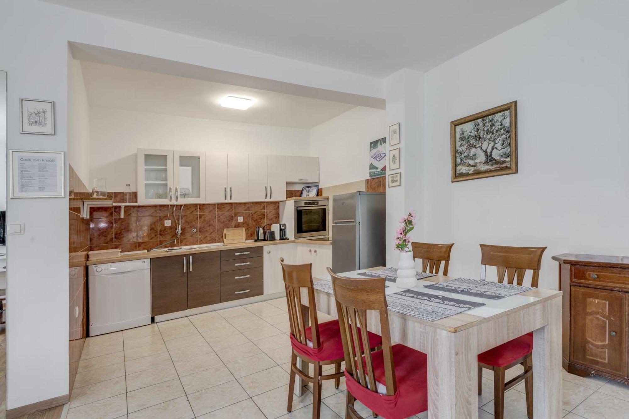Beachfront Apartment Drazen, With Garden And Parking Split Exterior foto